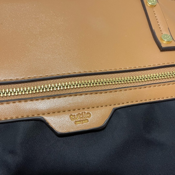 Large Travel Bag - Picture 4 of 7